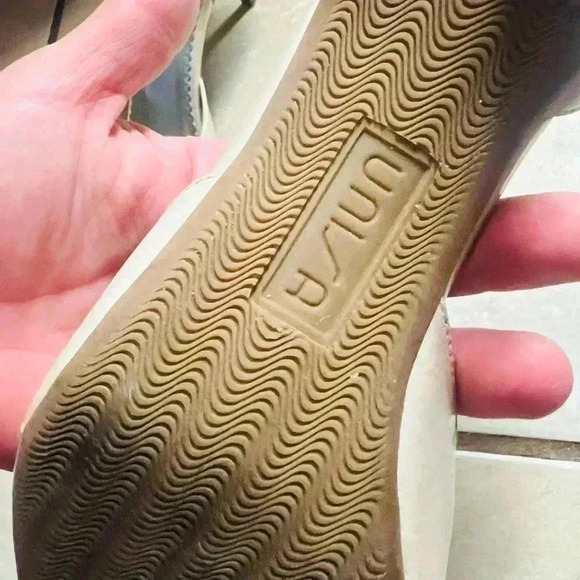 UNISA WOMENS SHOES GENUINE LEATHER MADE IN BRASIL LIGHT COLOR LIKE NEW S… - Picture 12 of 14